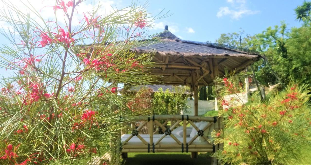 Hotel Les Jardins De Bormes, Sauna & Jacuzzi Ngoại thất bức ảnh