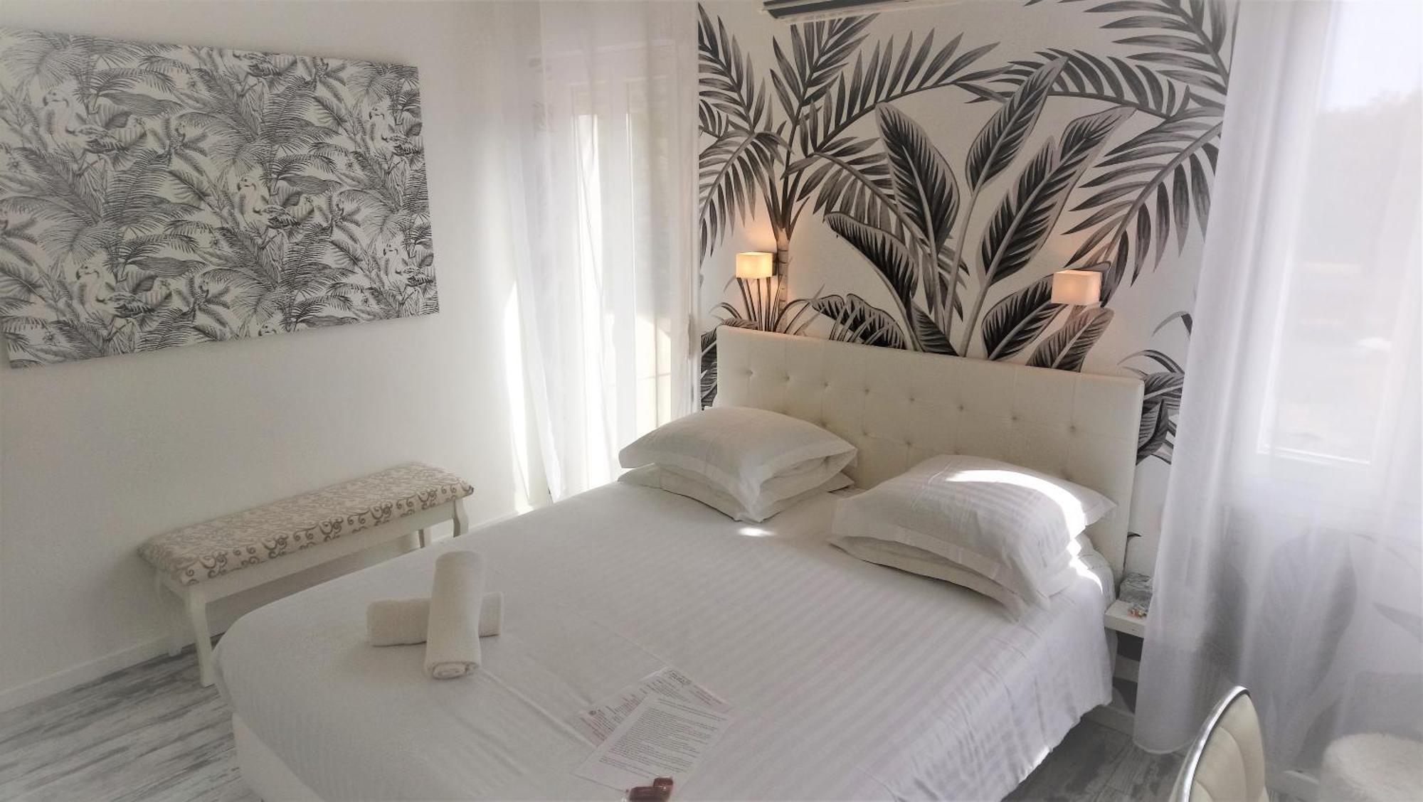 Hotel Les Jardins De Bormes, Sauna & Jacuzzi Phòng bức ảnh