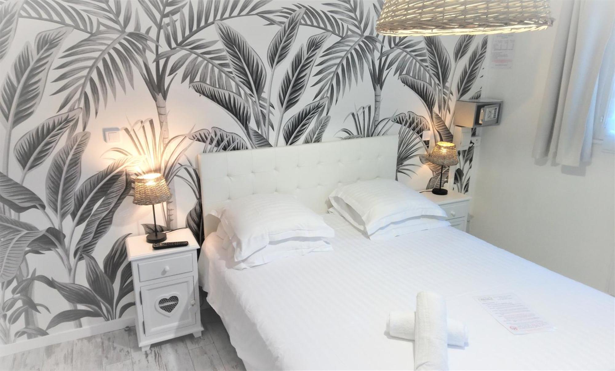 Hotel Les Jardins De Bormes, Sauna & Jacuzzi Phòng bức ảnh