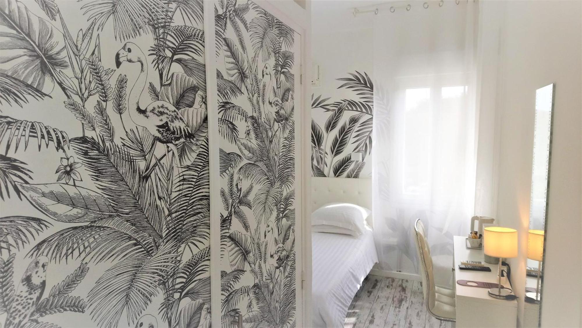 Hotel Les Jardins De Bormes, Sauna & Jacuzzi Phòng bức ảnh