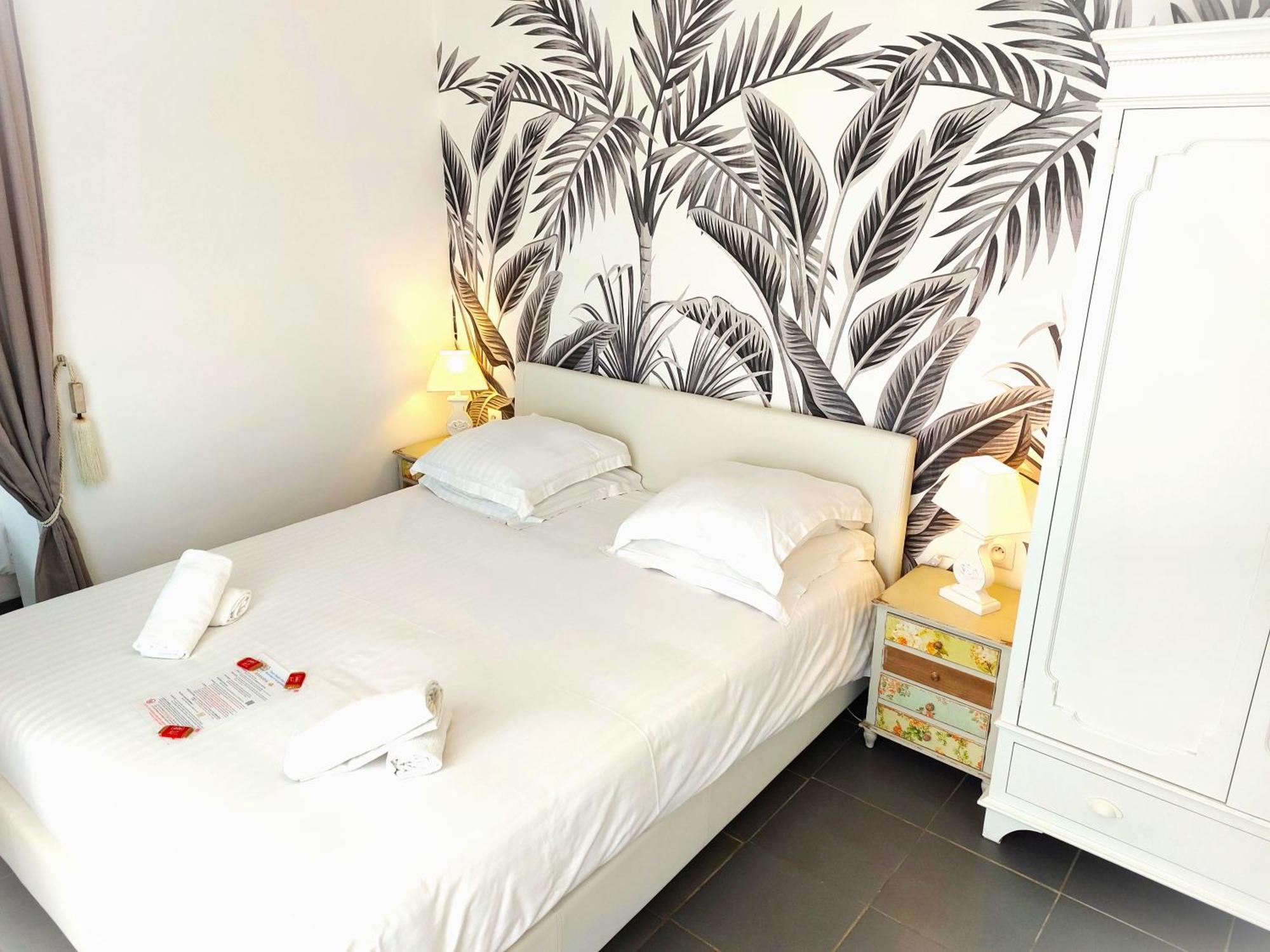 Hotel Les Jardins De Bormes, Sauna & Jacuzzi Phòng bức ảnh